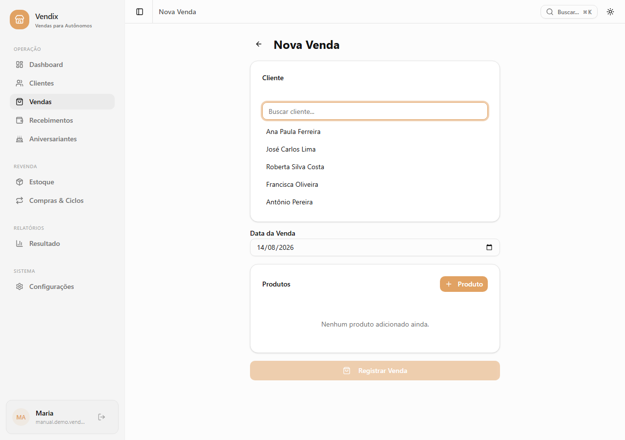 Tela de nova venda com busca de cliente, data da venda e lista de produtos