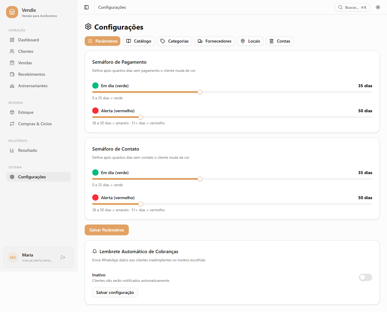 Tela de configurações com os parâmetros do semáforo de pagamento e de contato, e abas para catálogo, categorias, fornecedores, locais e contas